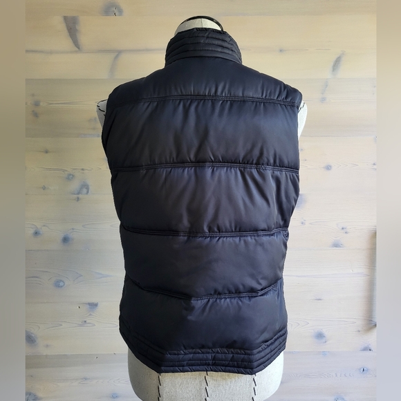 Old Navy Puffer Vest Nordic Knit Accent EUC Size Small - Picture 4 of 7